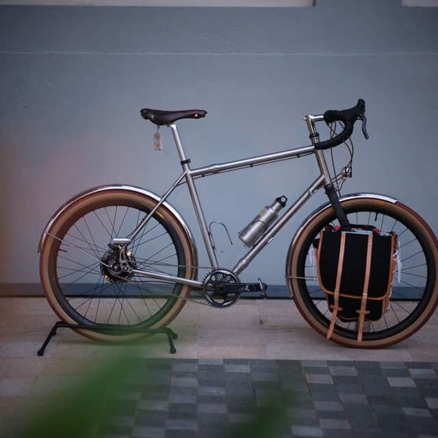 A silver touring bike